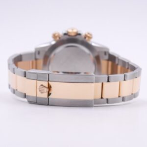 コスモグラフ デイトナ 黒文字盤 8Pダイヤモンド