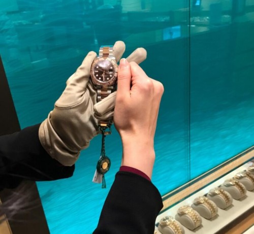 ヨットマスター 40 ブラック文字盤 腕時計