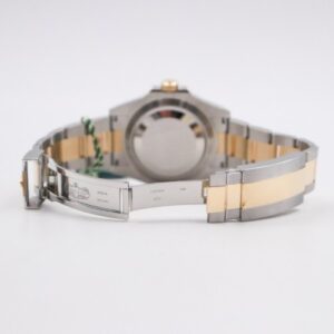 サブマリーナー デイト オイスタースチール 126613LB