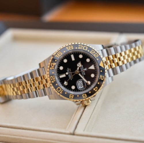 GMTマスターII 126713GRNR